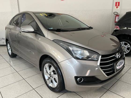 HYUNDAI HB20S 1.0 COMFORT STYLE 12V TURBO FLEX 4P MANUAL